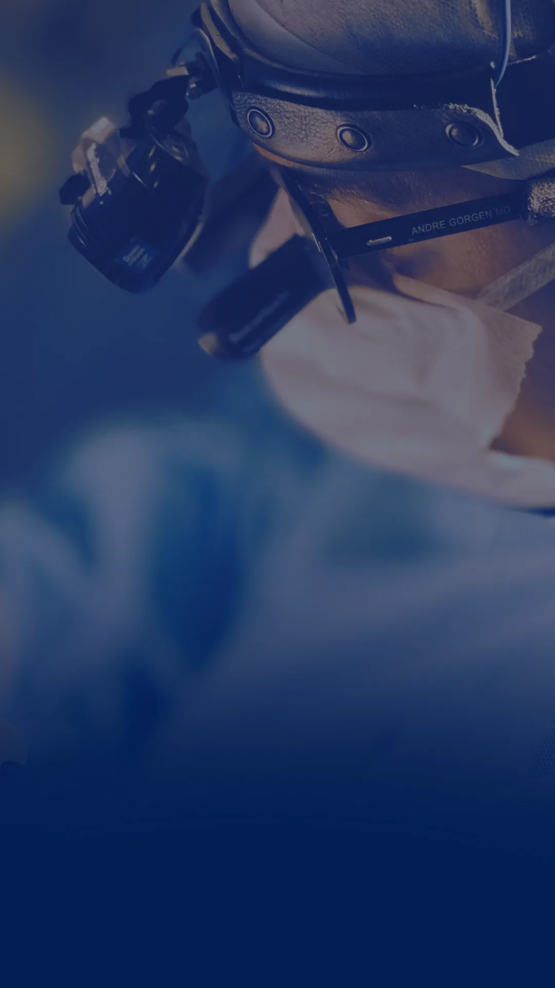 Dr. André Gorgen em cirurgia
